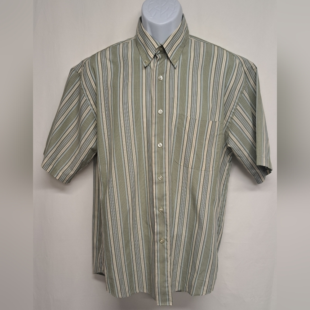 Van Heusen Wrinkle Free Stain Free Short Sleeve Button Down Shirt M 15-15.5